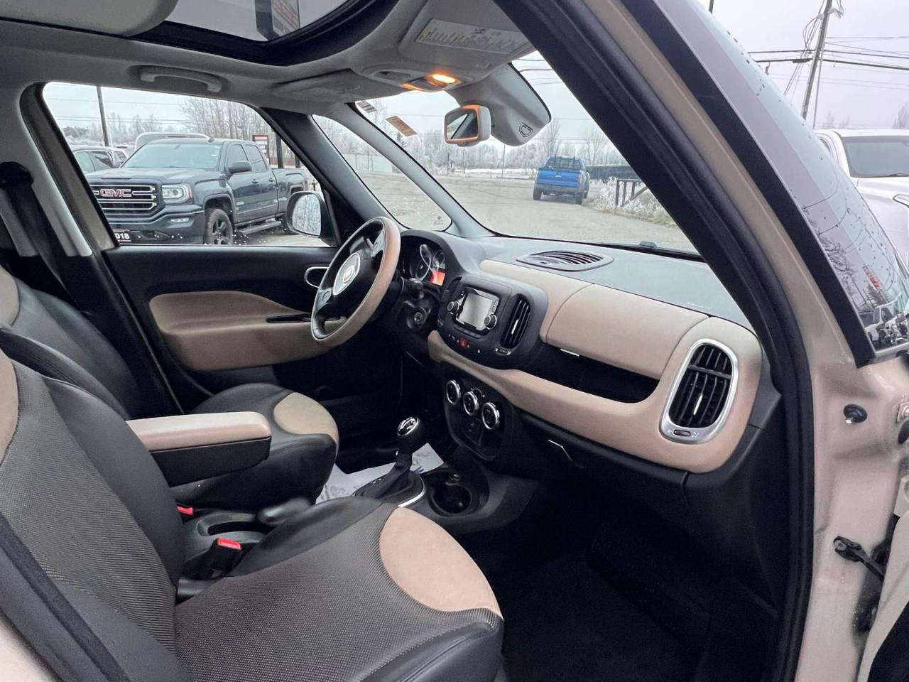 2014 Fiat 500L Lounge - Photo #10