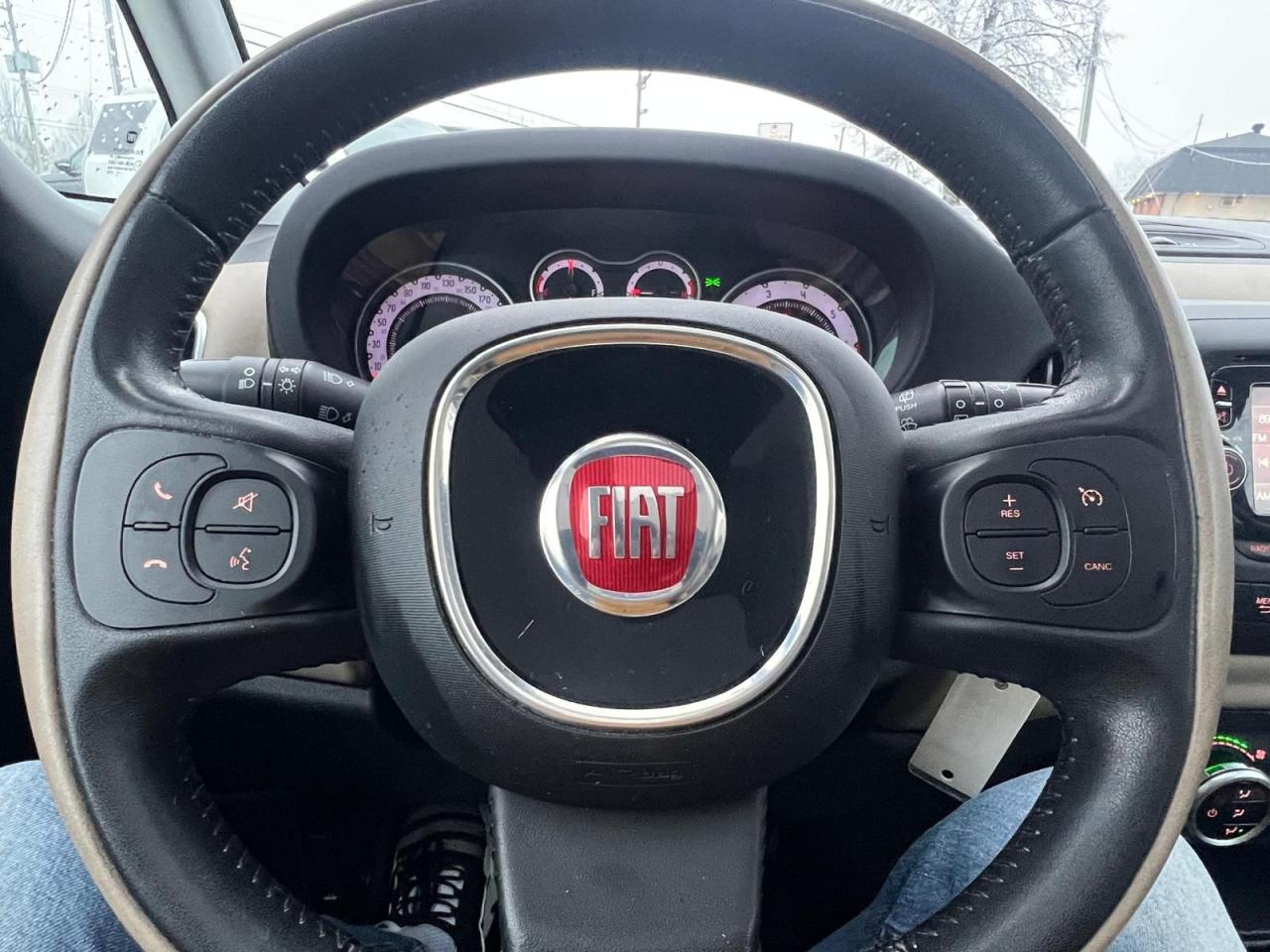 2014 Fiat 500L Lounge - Photo #14