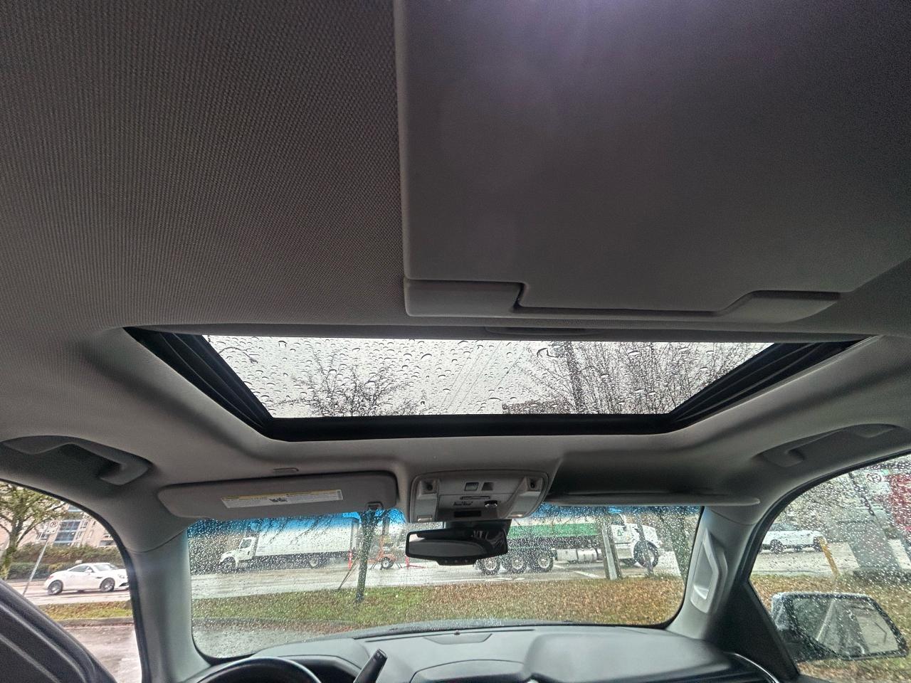 2017 Chevrolet Suburban Premier - Photo #13