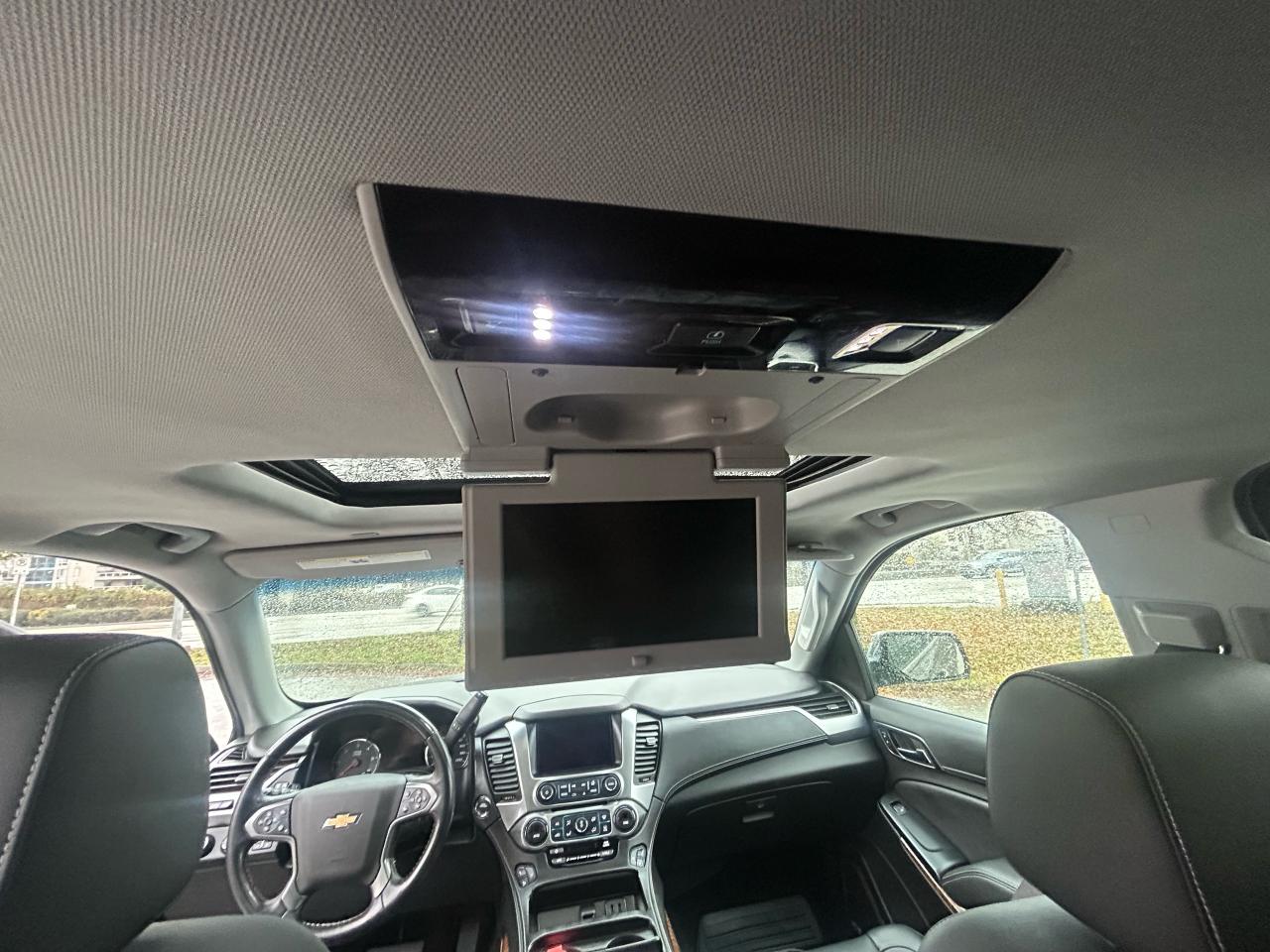 2017 Chevrolet Suburban Premier - Photo #14