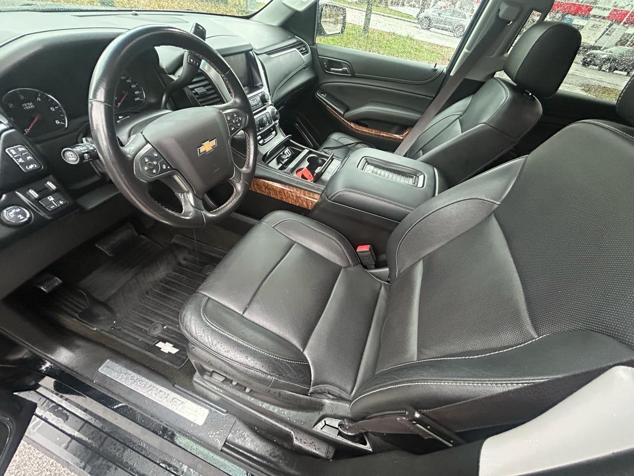 2017 Chevrolet Suburban Premier - Photo #15