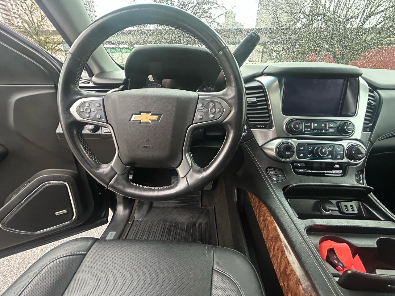 2017 Chevrolet Suburban Premier - Photo #12