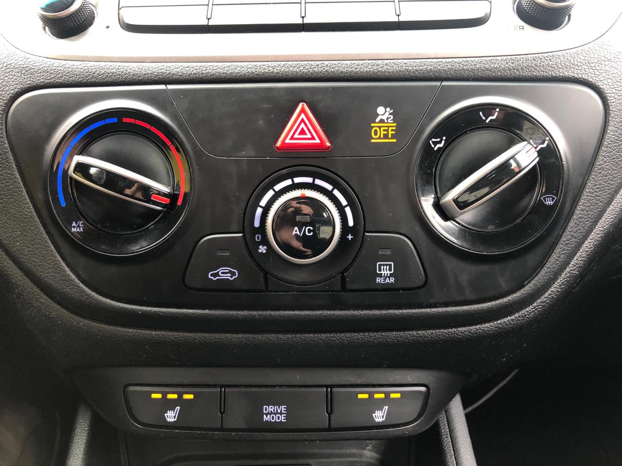 2019 Hyundai Accent Preferred / B.CAM / H.SEATS Photo34