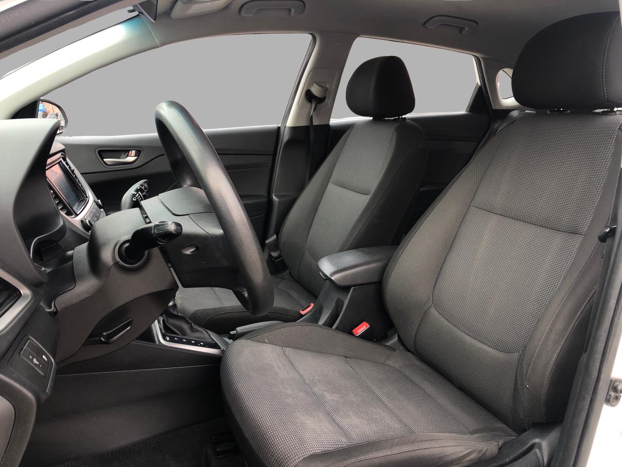 2019 Hyundai Accent Preferred / B.CAM / H.SEATS Photo