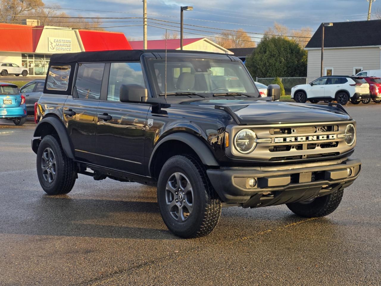 2022 Ford Bronco Big Bend - Photo #3