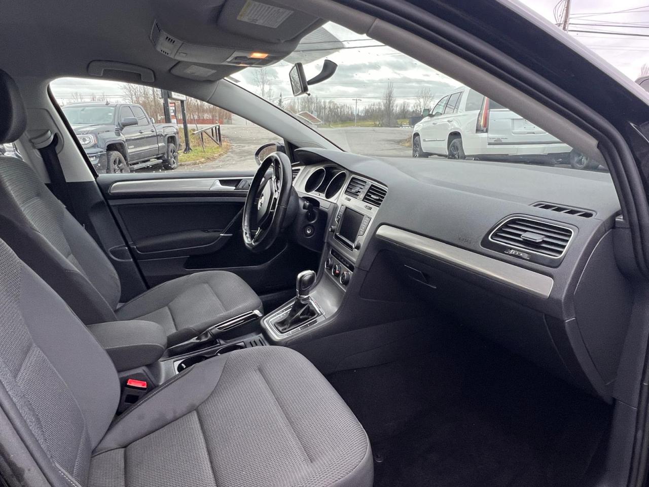 2017 Volkswagen Golf SportWagen Comfortline - Photo #10