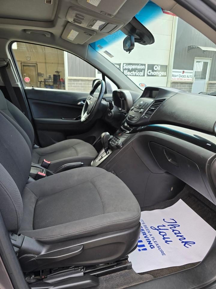 2012 Chevrolet Orlando 4dr Wgn 2LT - Photo #4
