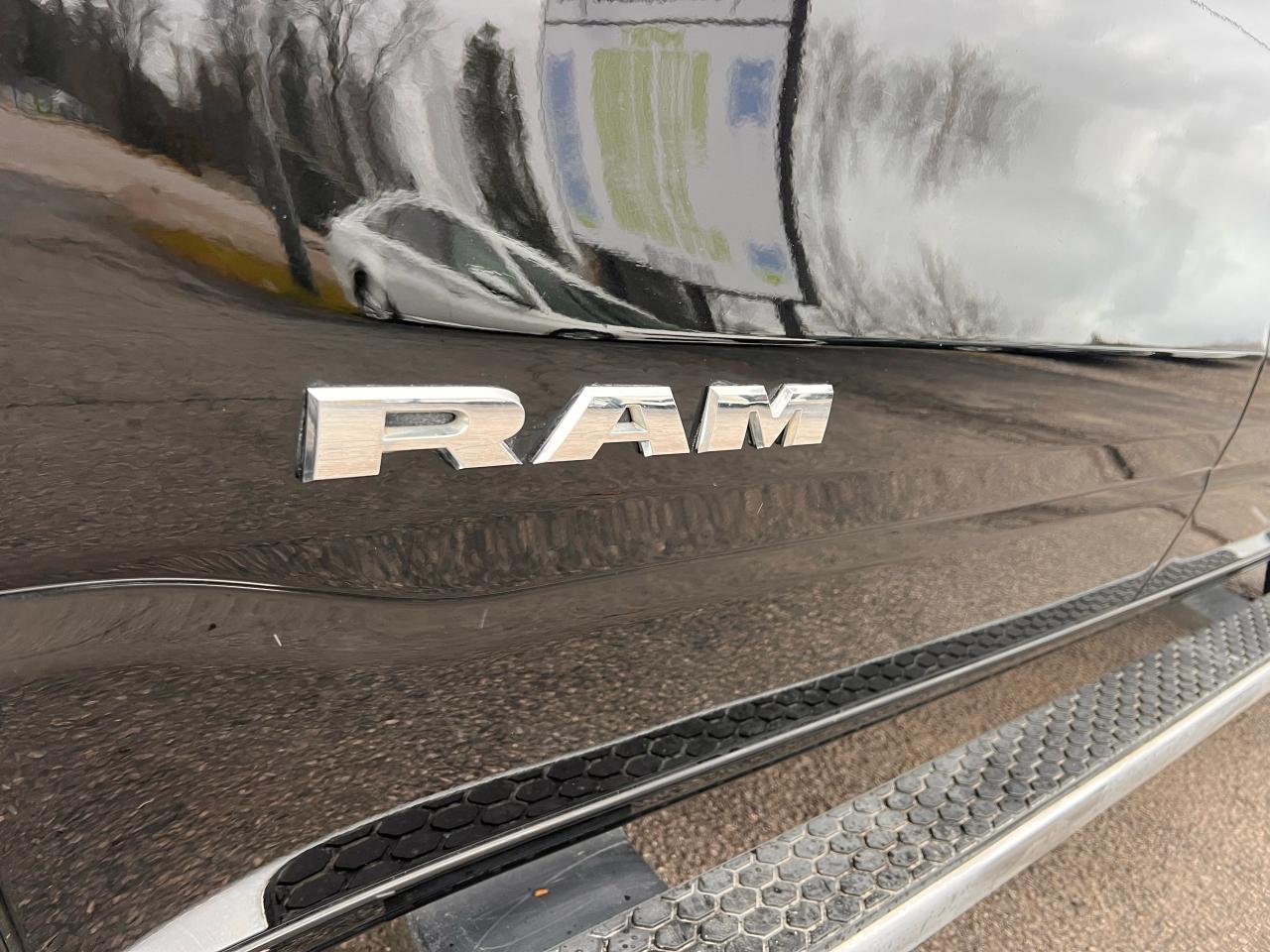 2019 RAM 1500 Laramie Photo