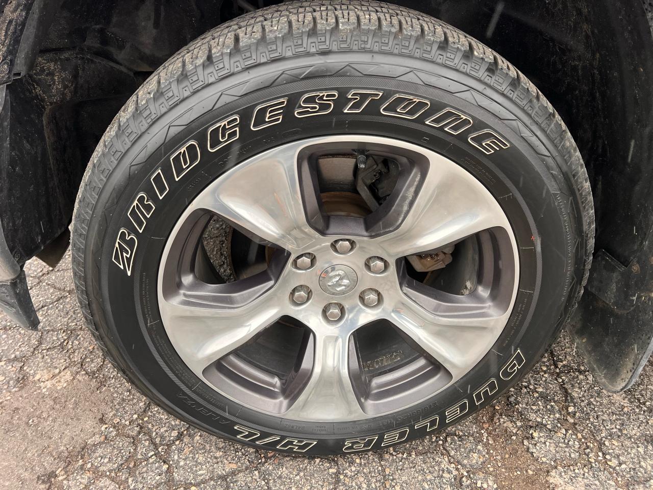 2019 RAM 1500 Laramie Photo