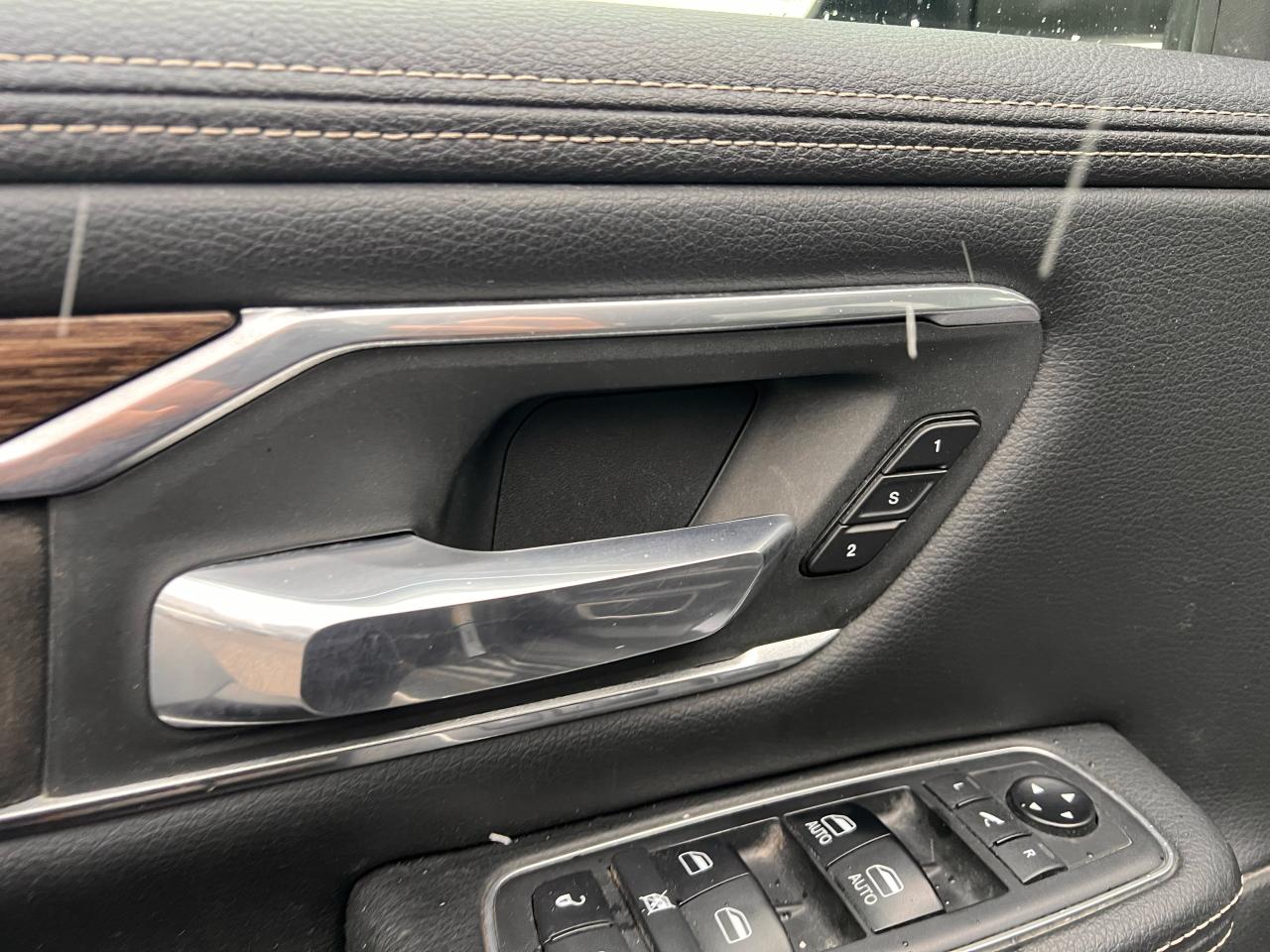 2019 RAM 1500 Laramie Photo