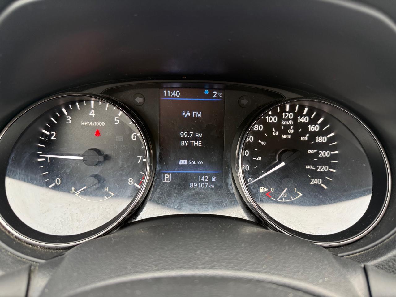 2021 Nissan Qashqai Heated Seats! AWD! Photo4