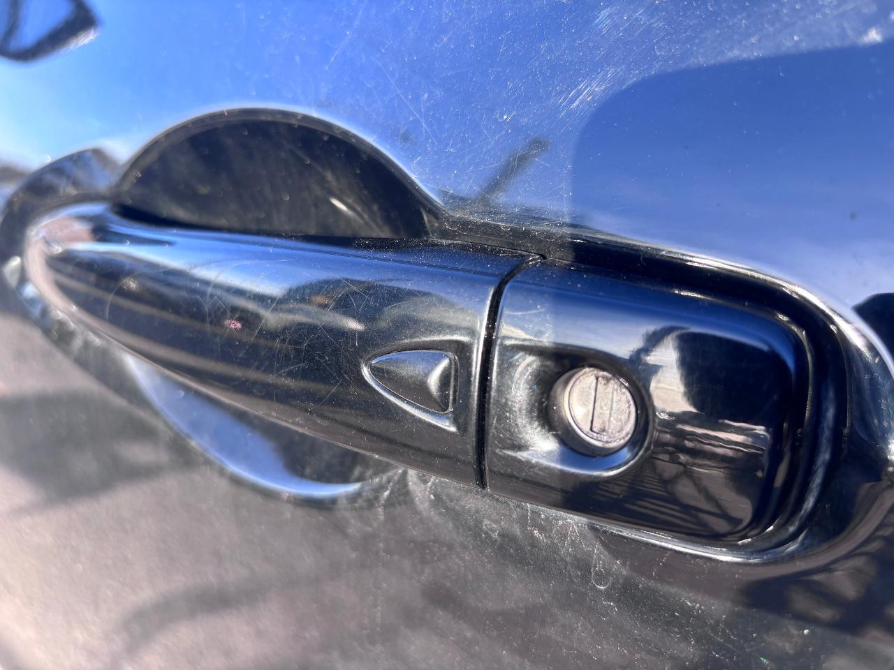 2019 Nissan Kicks SR LOADED GREAT PRICE! - Photo #15