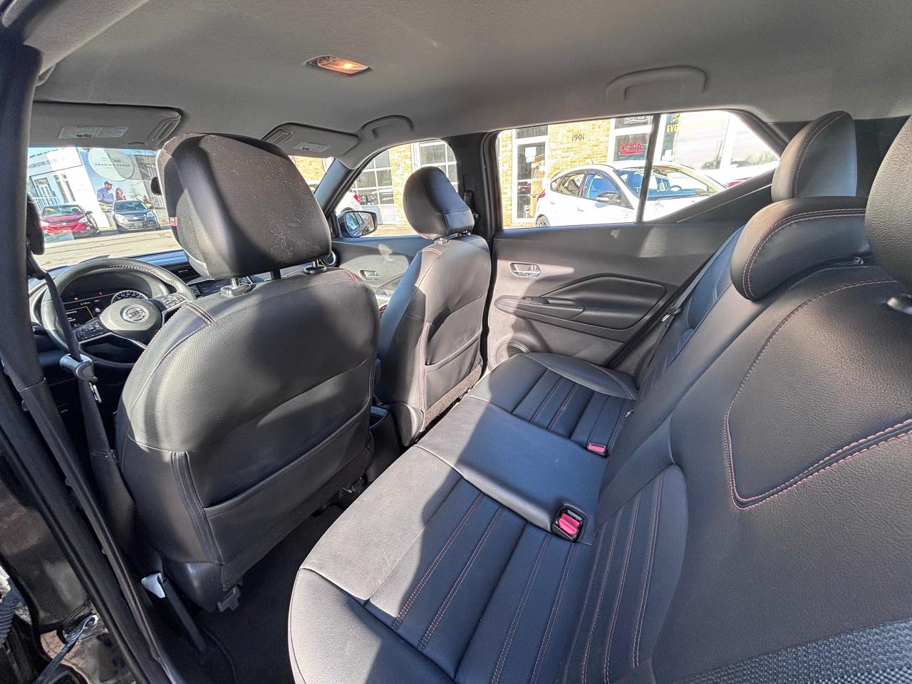 2019 Nissan Kicks SR LOADED GREAT PRICE! - Photo #12