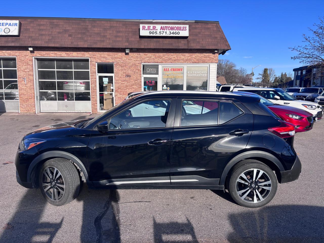 2019 Nissan Kicks SR LOADED GREAT PRICE!