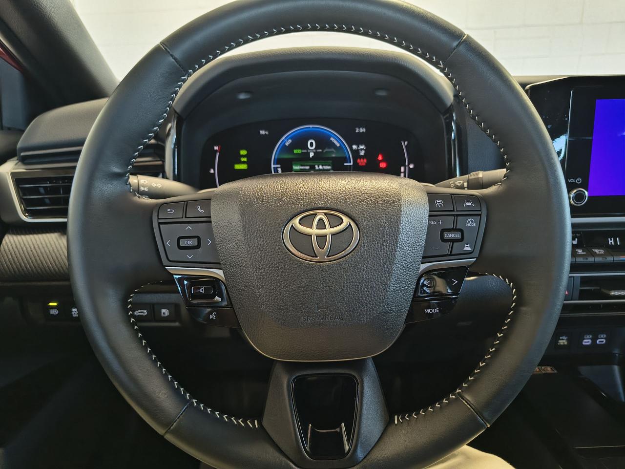 2025 Toyota Camry SE Upgrade Photo