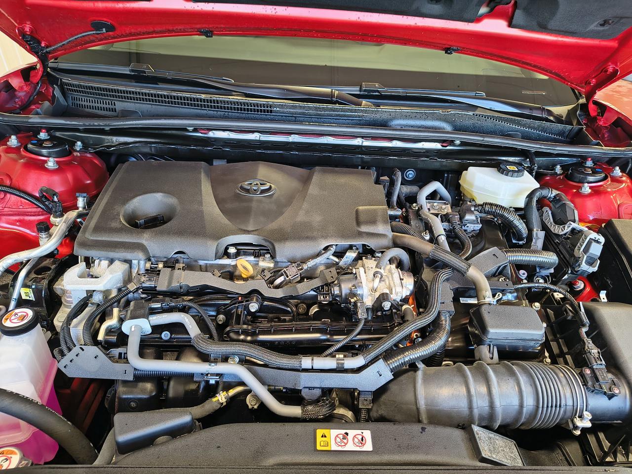 2025 Toyota Camry SE Upgrade Photo3