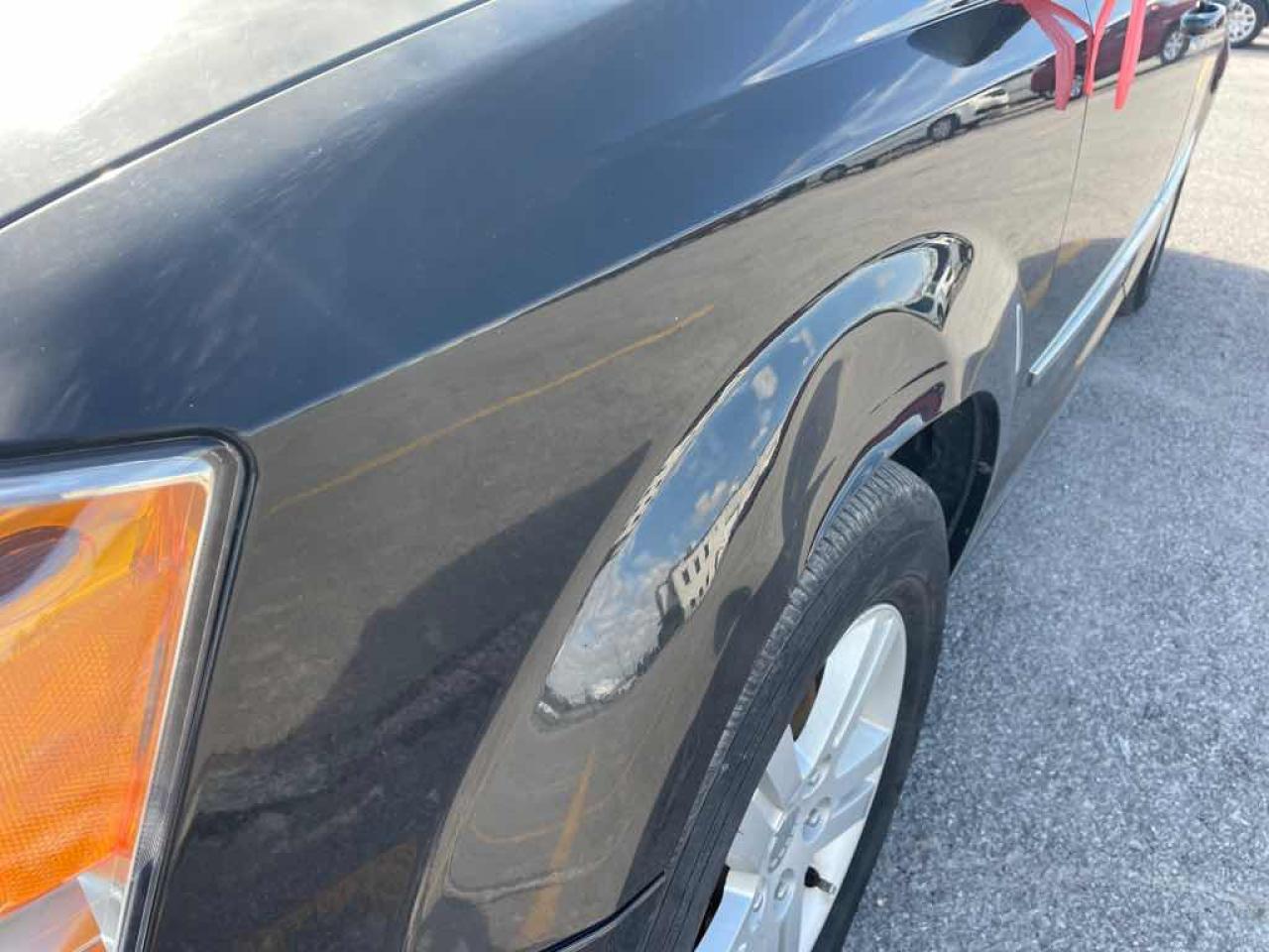 2016 Dodge Grand Caravan Crew - Photo #16