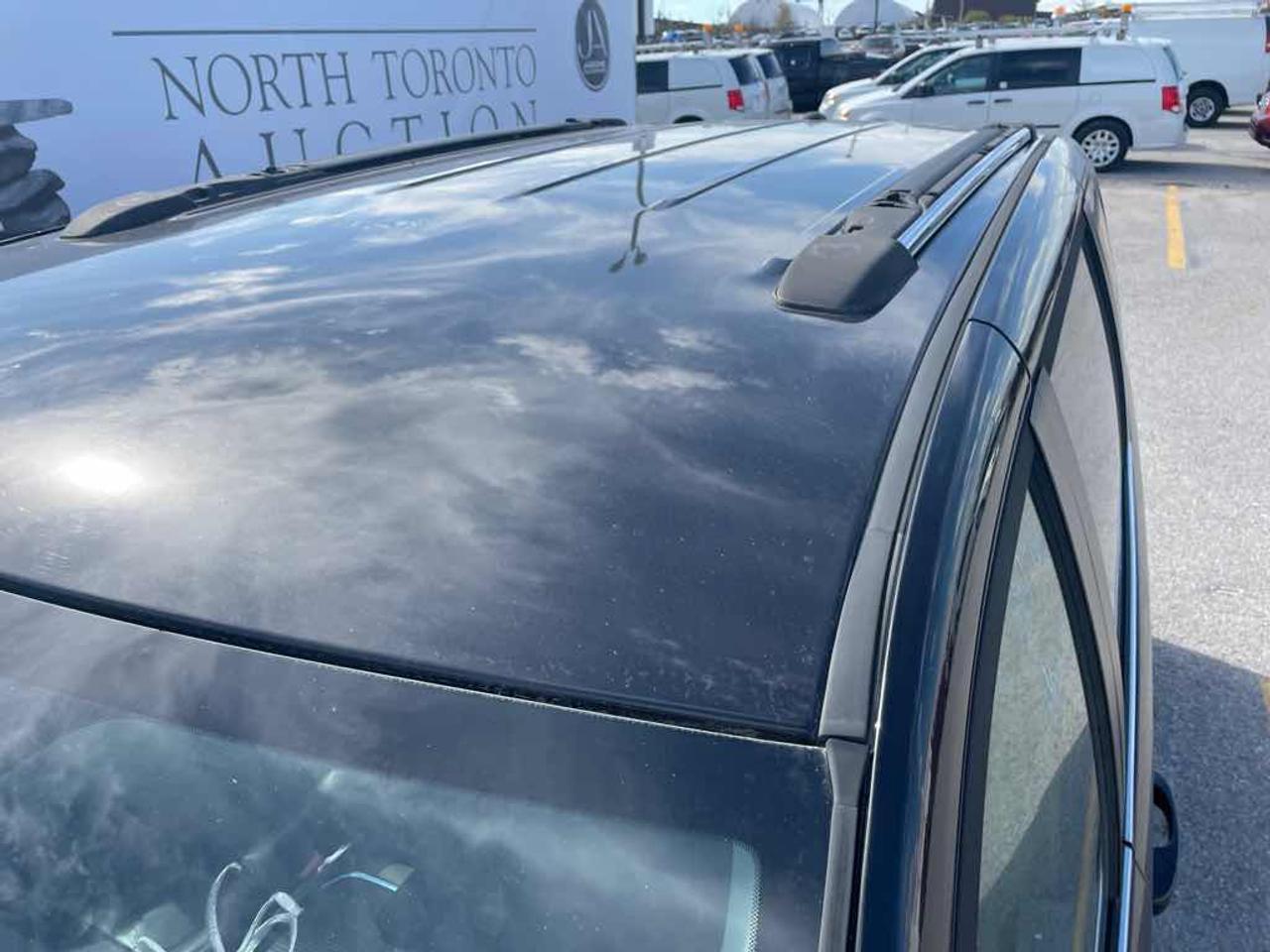 2016 Dodge Grand Caravan Crew Photo