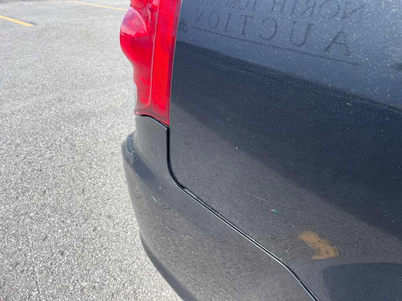 2016 Dodge Grand Caravan Crew Photo