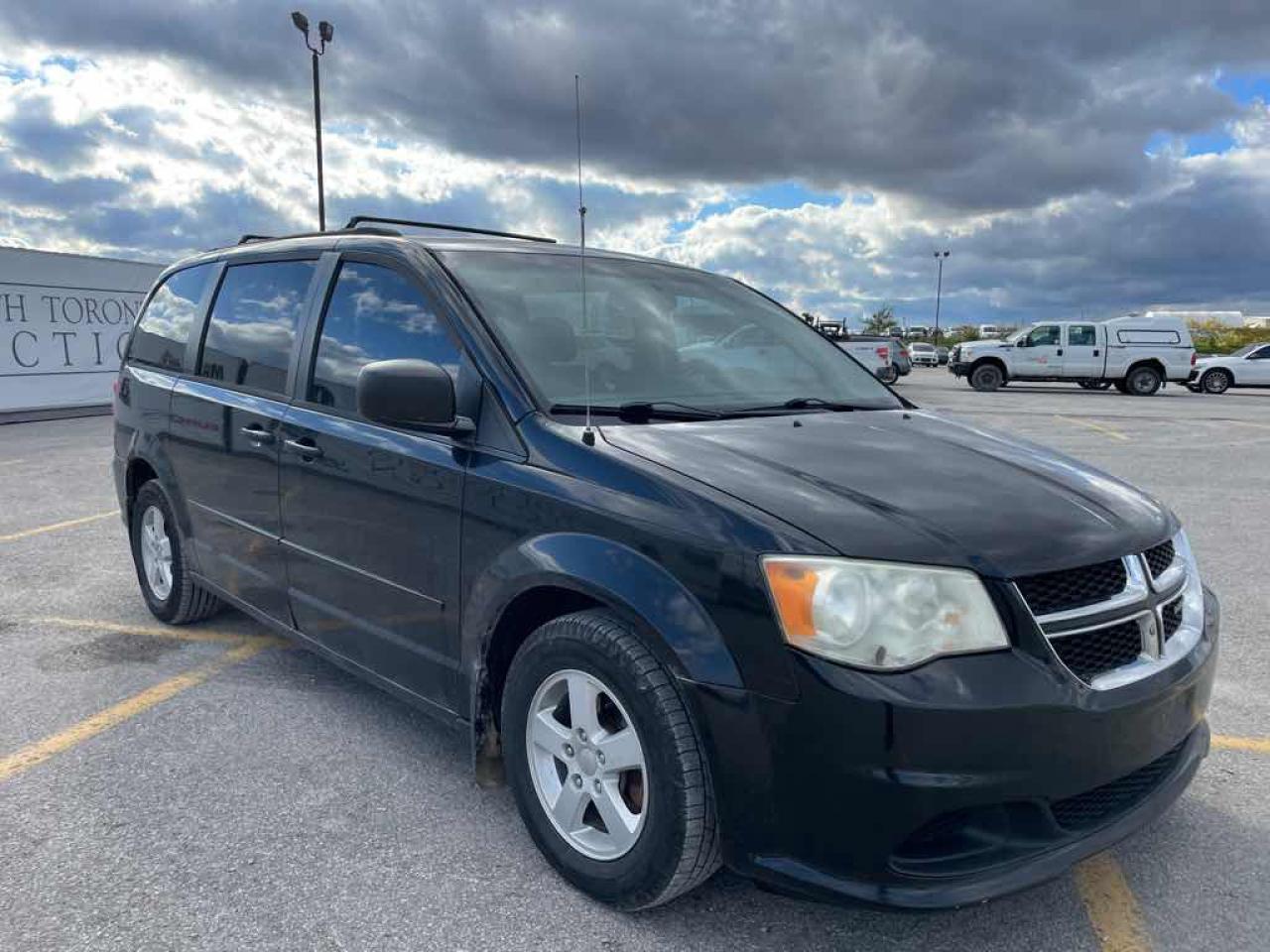 2011 Dodge Grand Caravan Expr Photo