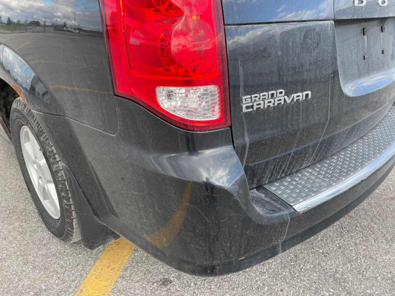 2011 Dodge Grand Caravan Expr - Photo #21