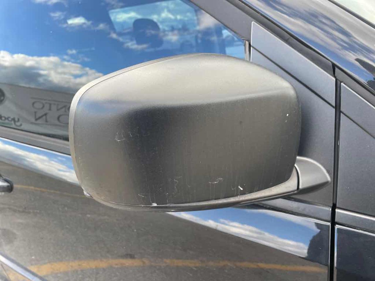 2011 Dodge Grand Caravan Expr - Photo #27