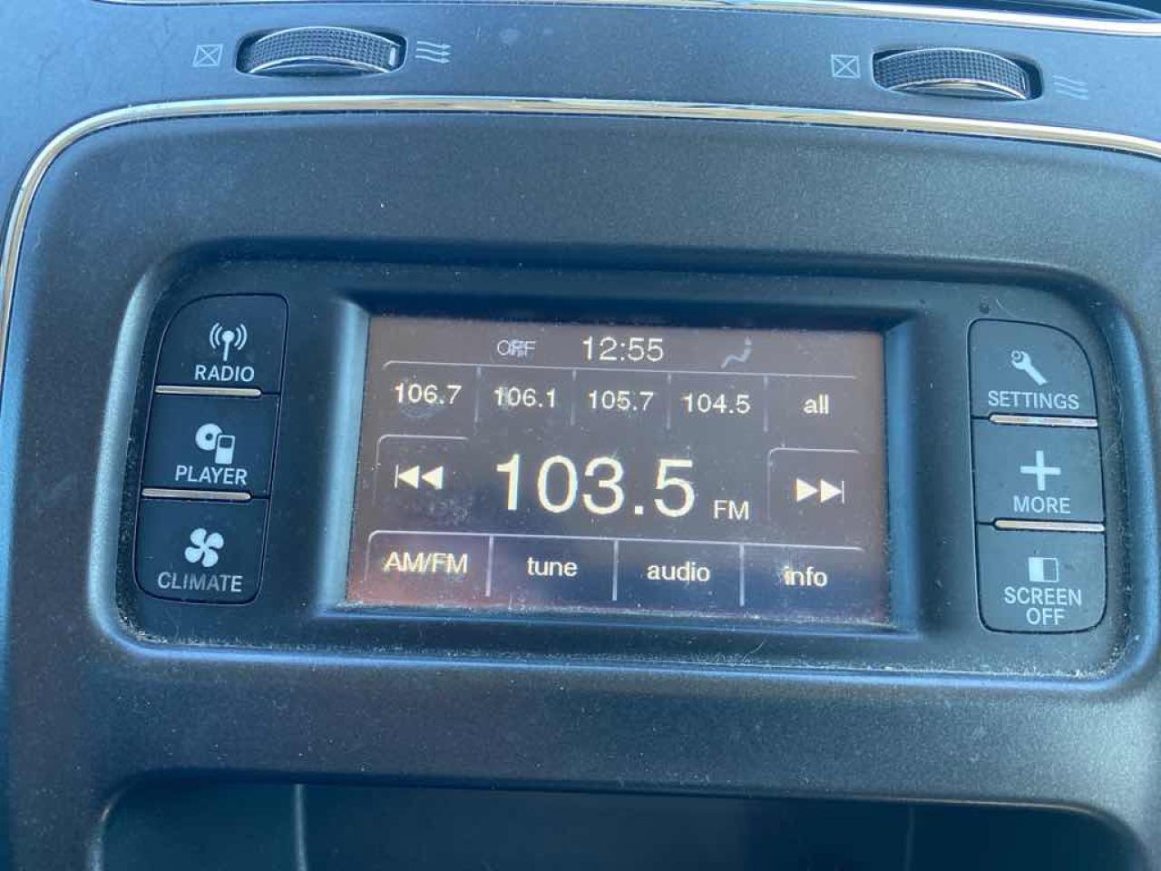 2015 Dodge Journey SE Photo