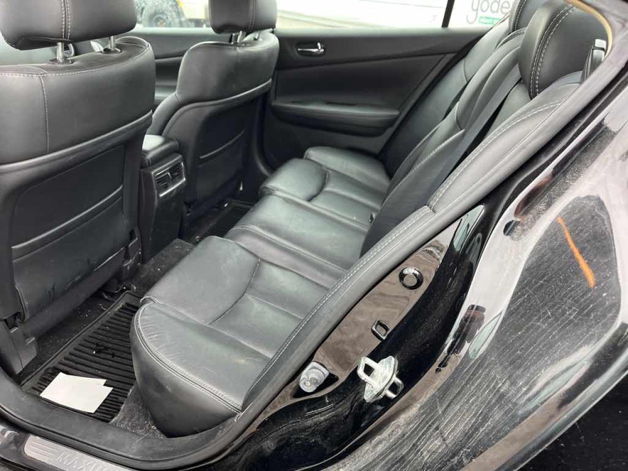 2011 Nissan Maxima  - Photo #12