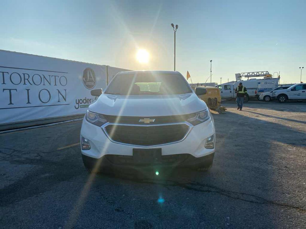 2020 Chevrolet Equinox LS Photo5