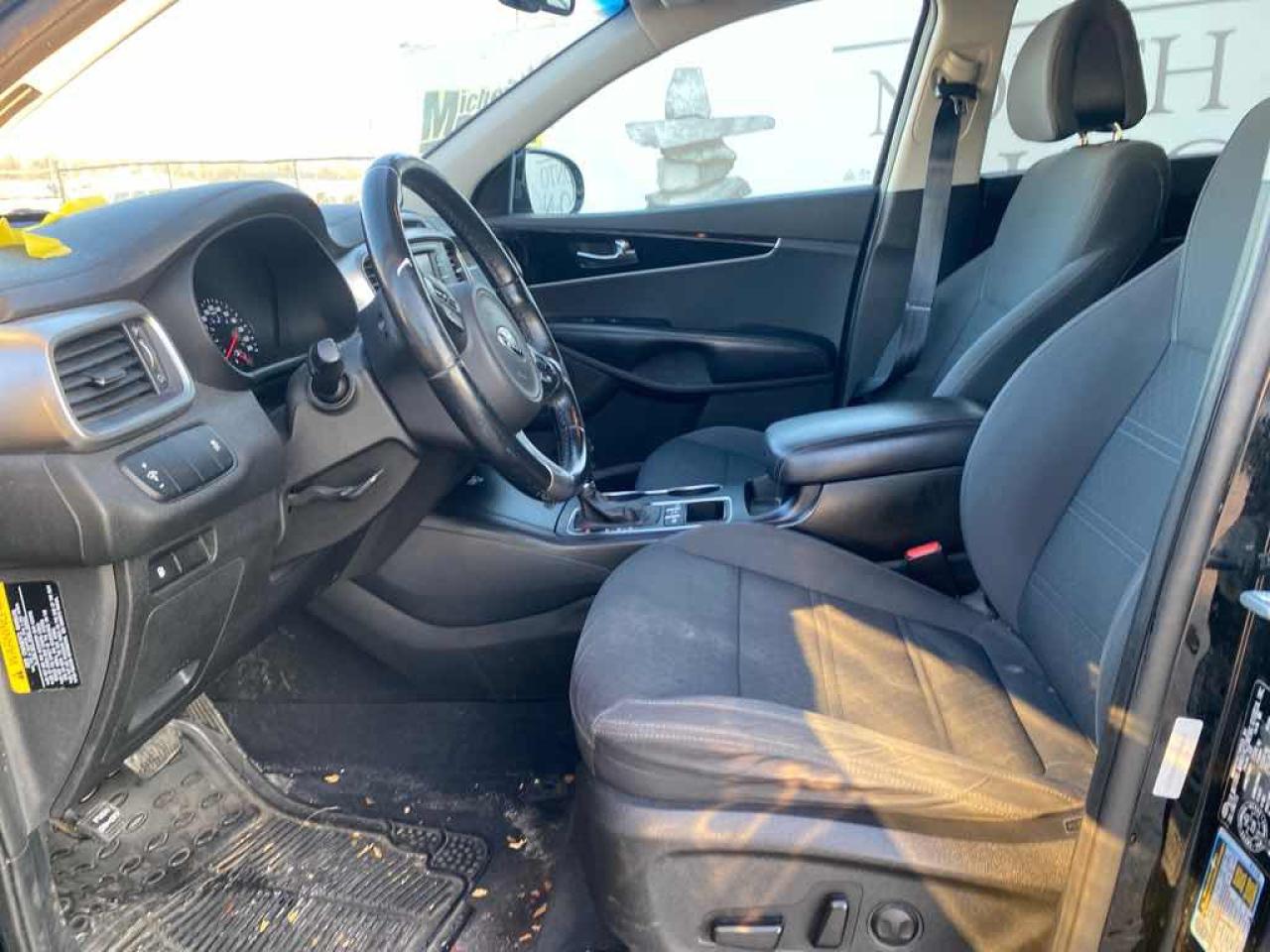 2016 Kia Sorento  - Photo #8