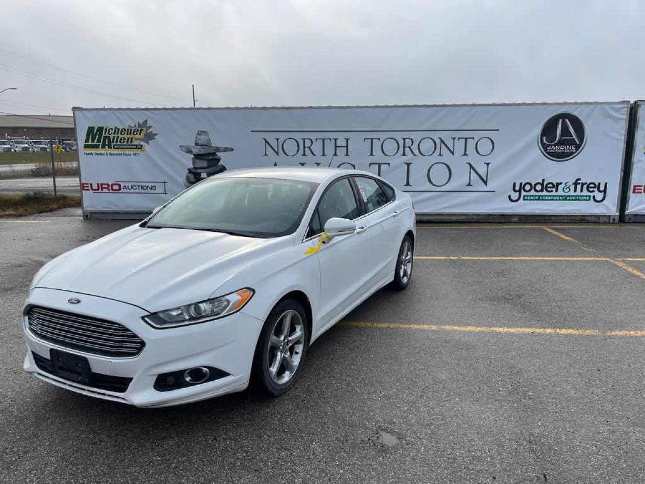 2013 Ford Fusion SE - Photo #1