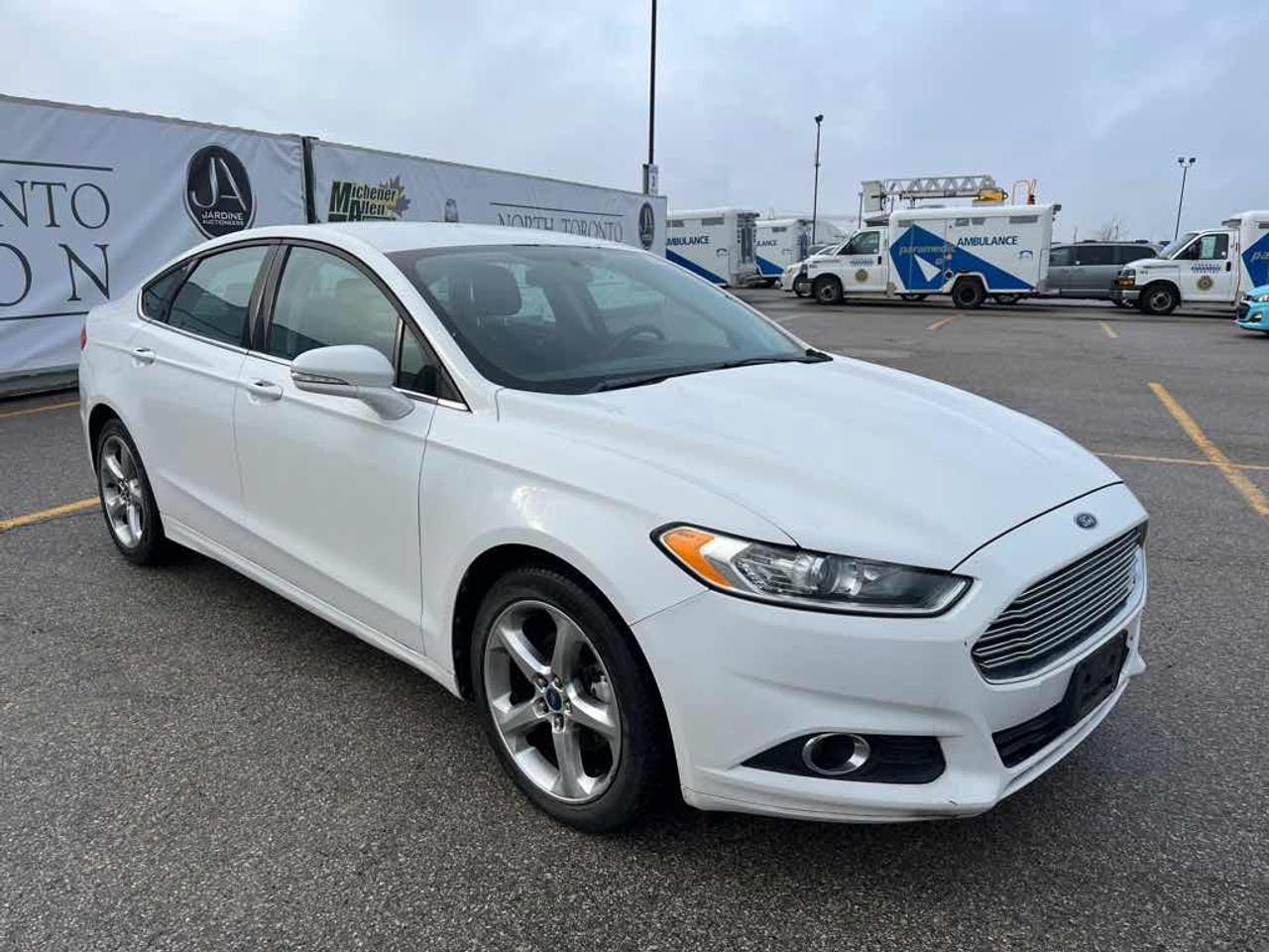 2013 Ford Fusion SE Photo