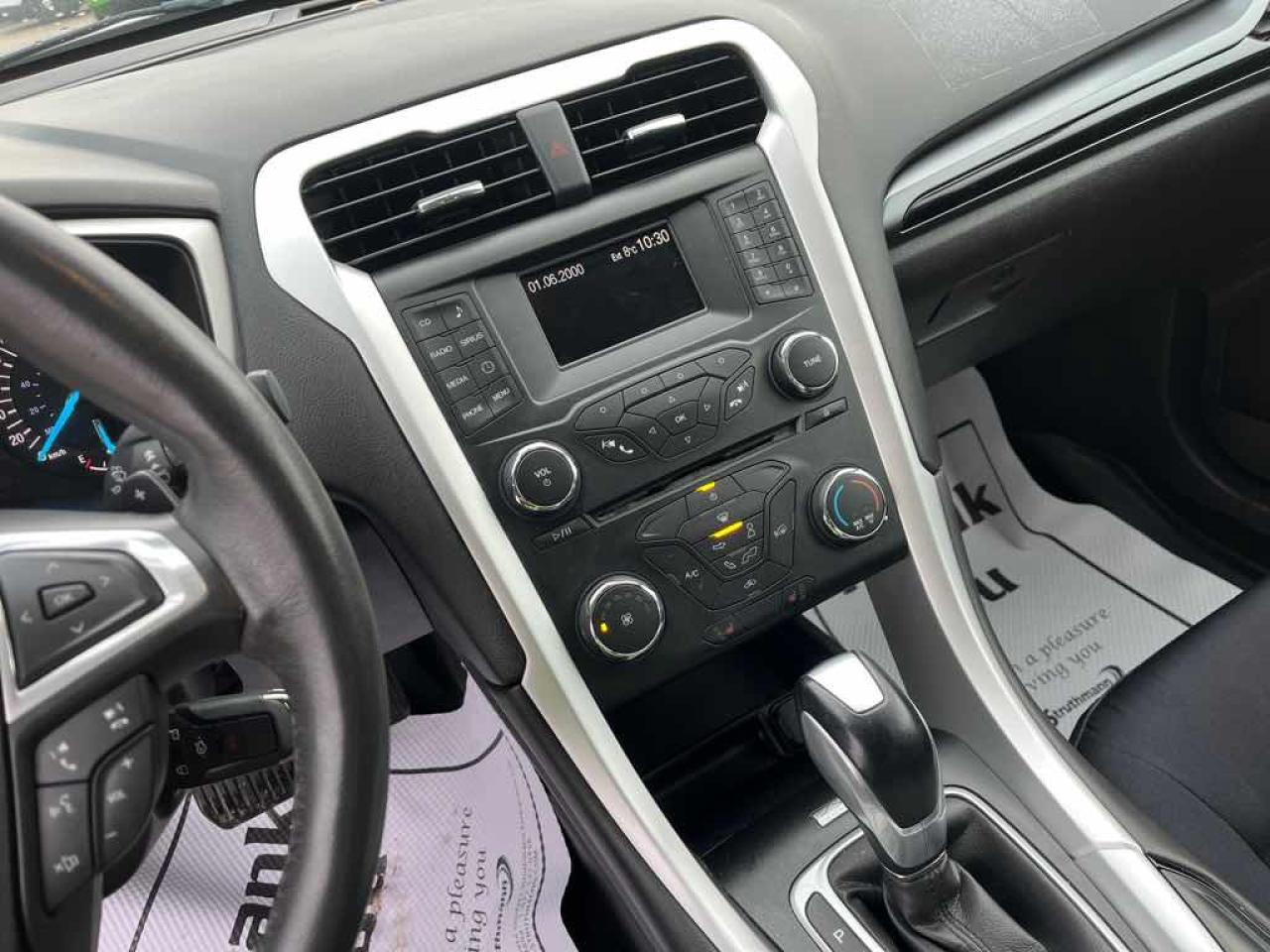 2013 Ford Fusion SE - Photo #10