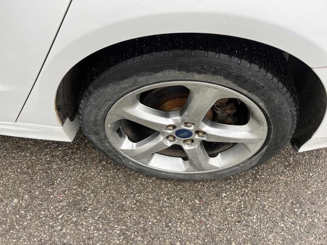 2013 Ford Fusion SE Photo