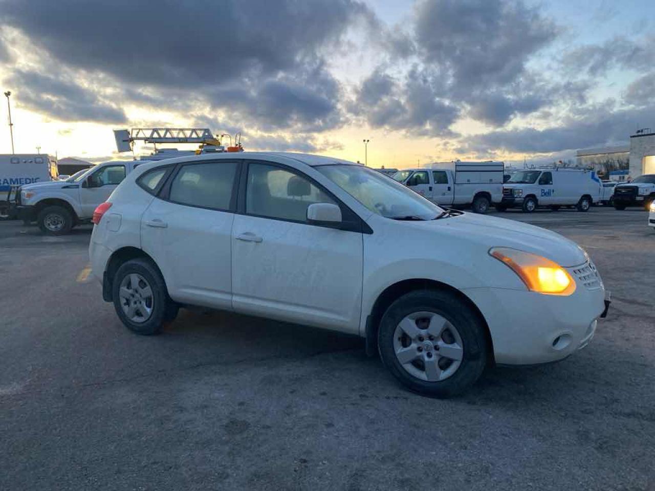 2009 Nissan Rogue  Photo2