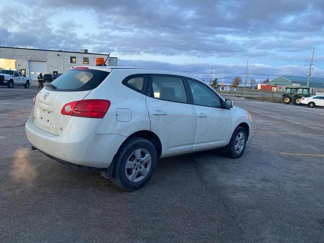 2009 Nissan Rogue  Photo3