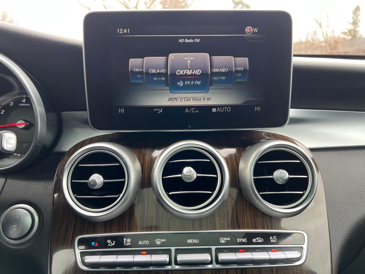 2016 Mercedes-Benz GLC-Class GLC300 4MATIC - Photo #35