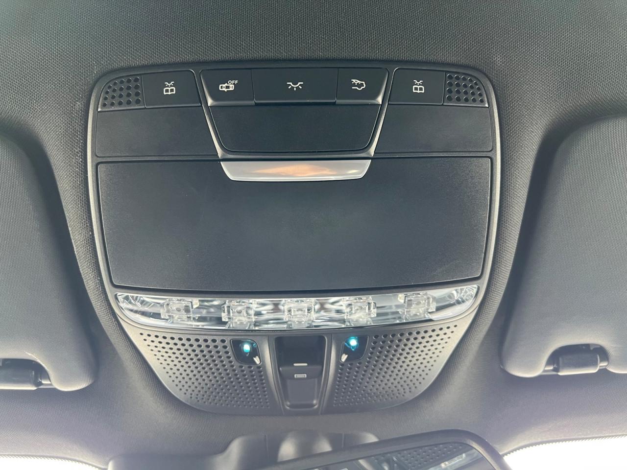 2016 Mercedes-Benz GLC-Class GLC300 4MATIC - Photo #41