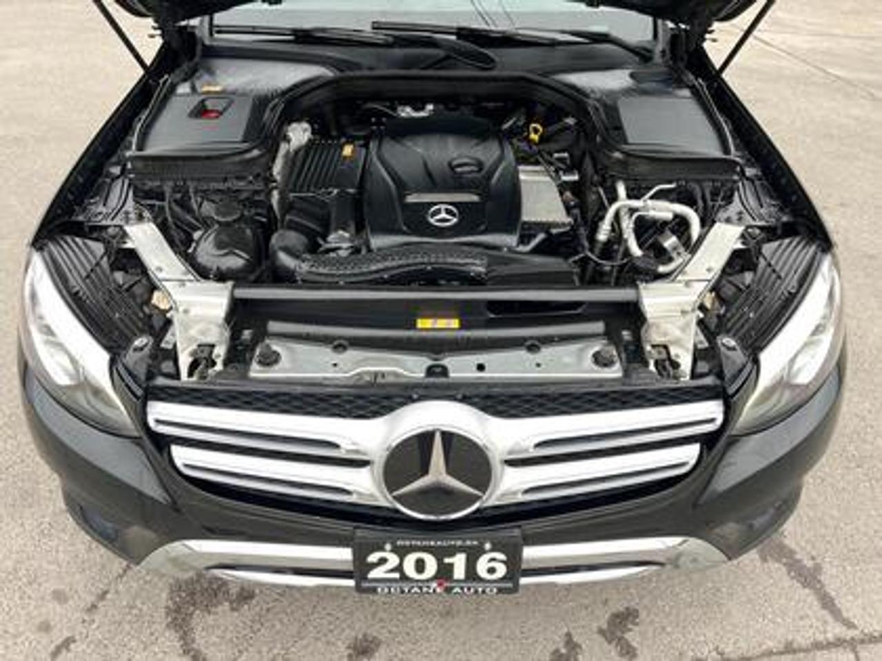 2016 Mercedes-Benz GLC 4MATIC 4dr GLC 300 Photo