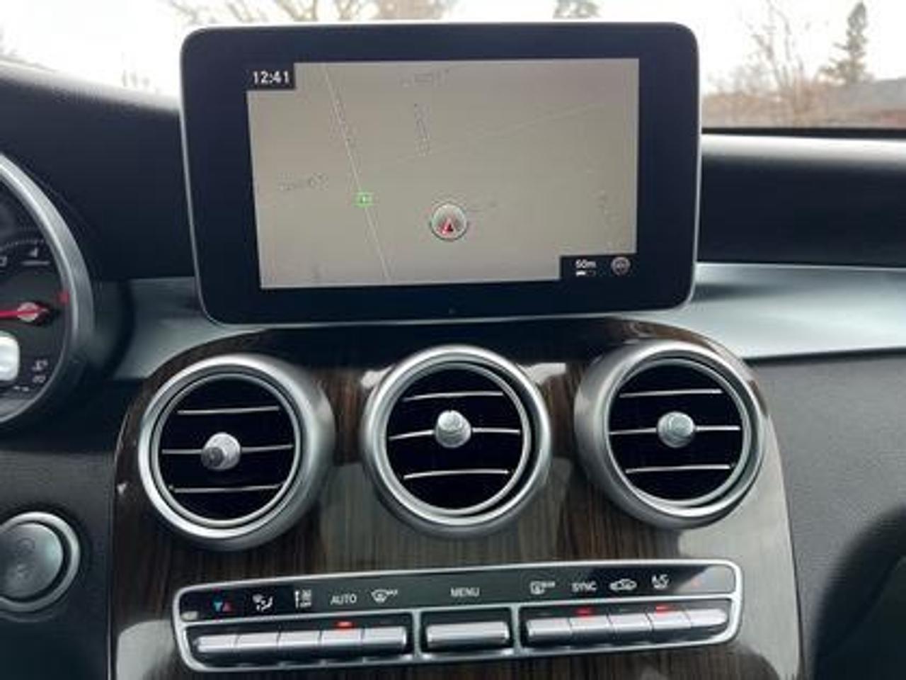 2016 Mercedes-Benz GLC 4MATIC 4dr GLC 300 Photo