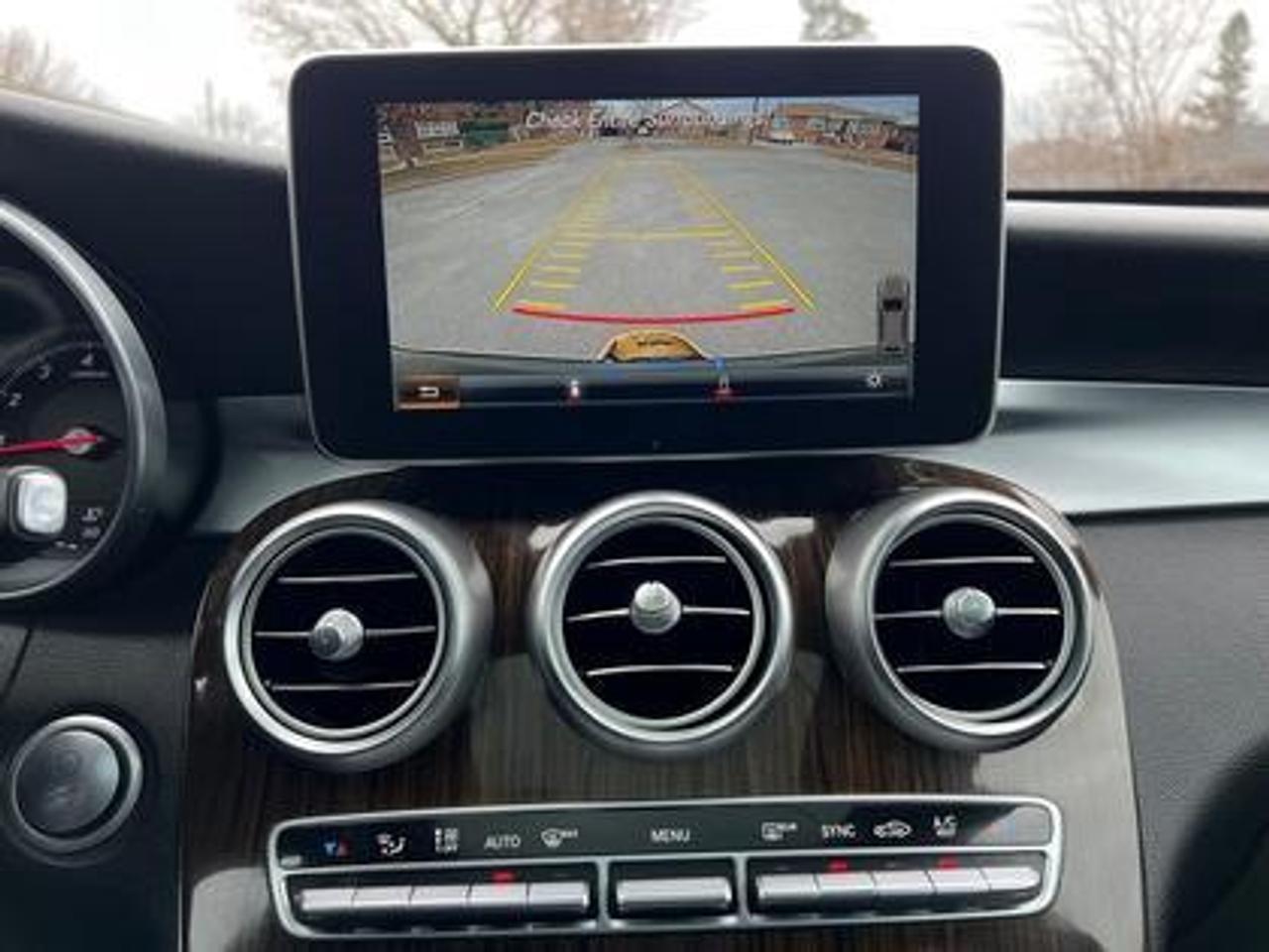 2016 Mercedes-Benz GLC 4MATIC 4dr GLC 300 Photo