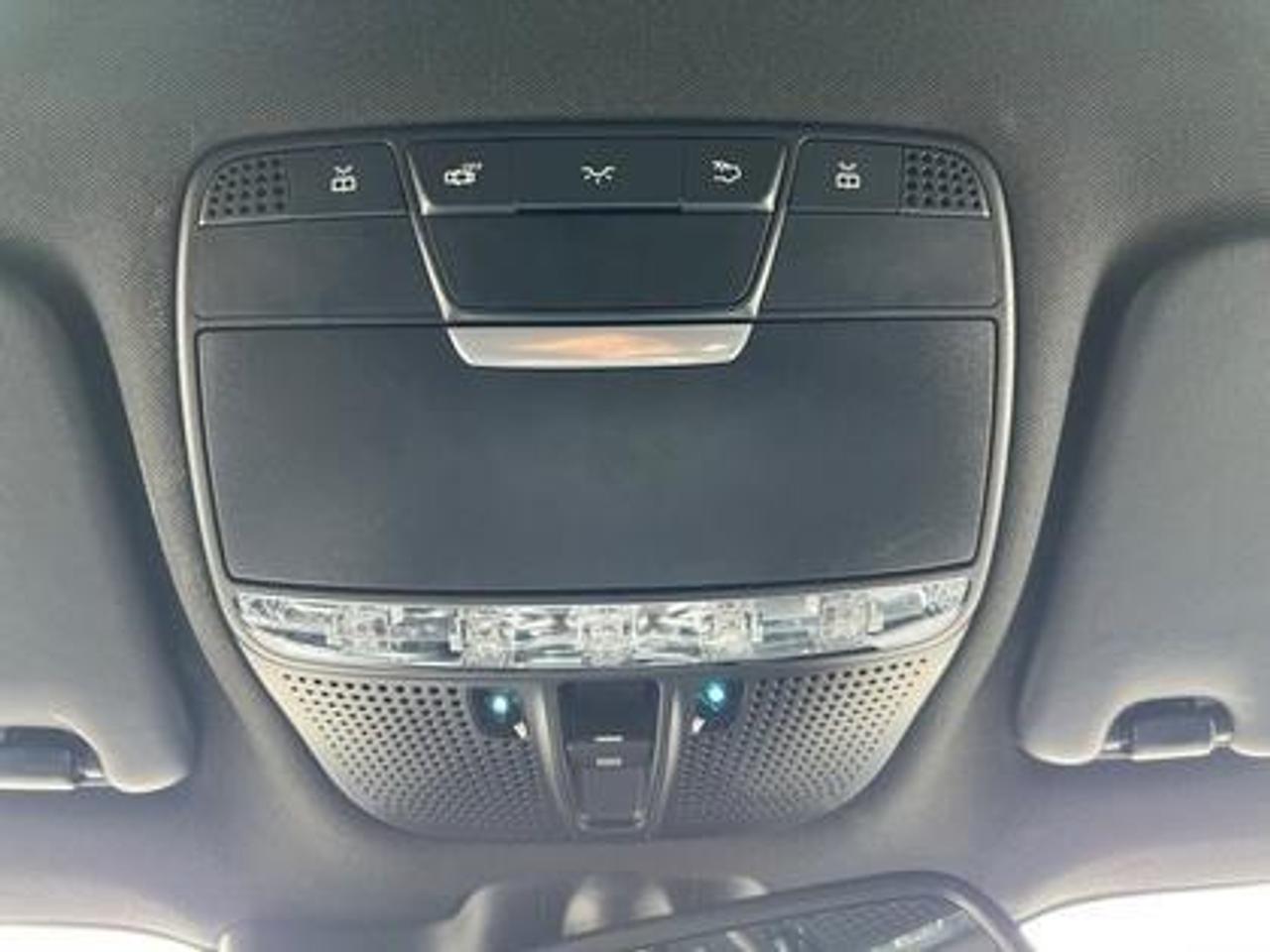 2016 Mercedes-Benz GLC 4MATIC 4dr GLC 300 Photo