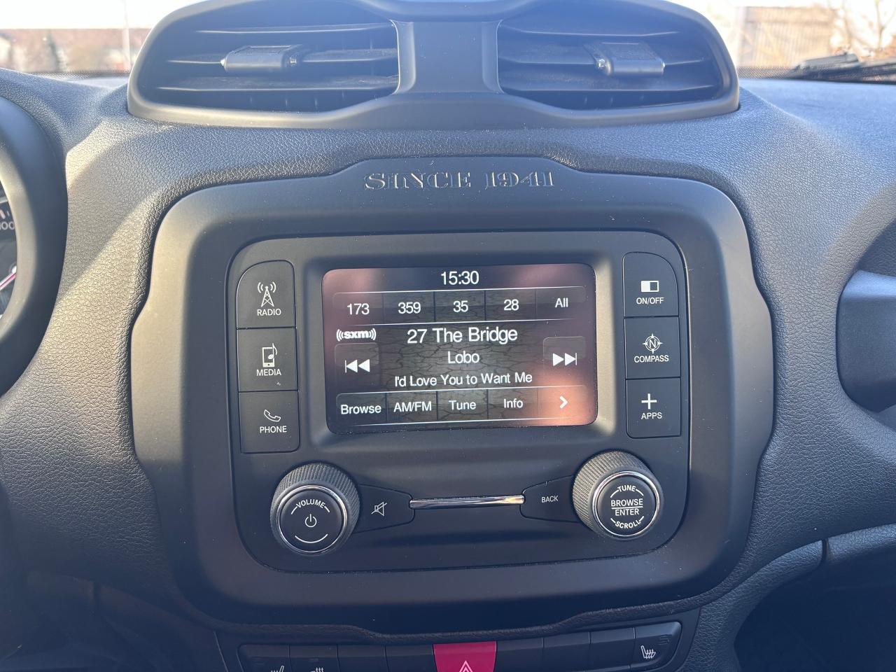 2017 Jeep Renegade 4WD REMOVABLE ROOF! - Photo #18