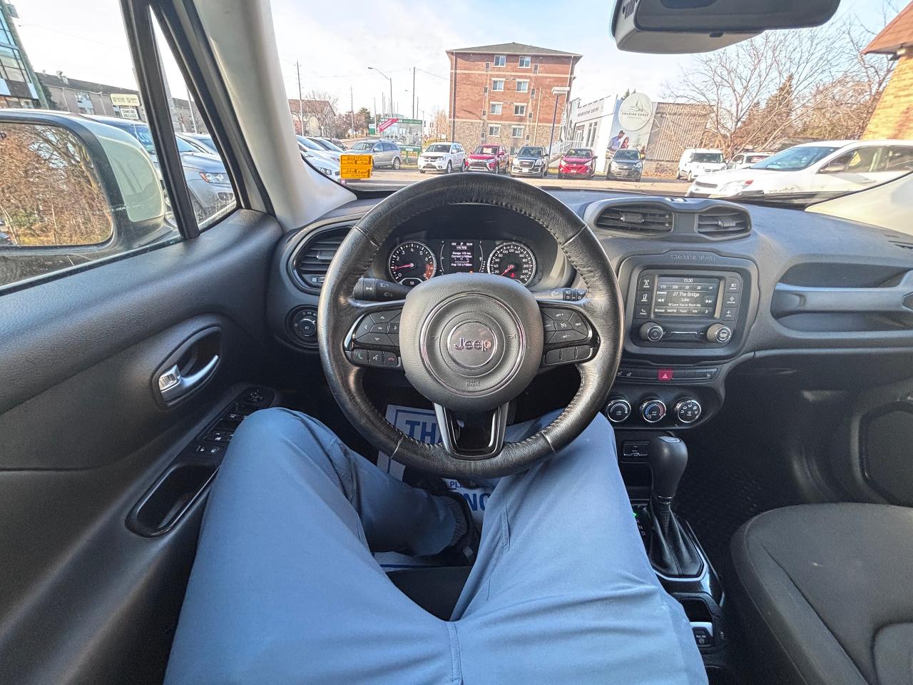 2017 Jeep Renegade 4WD REMOVABLE ROOF! - Photo #15