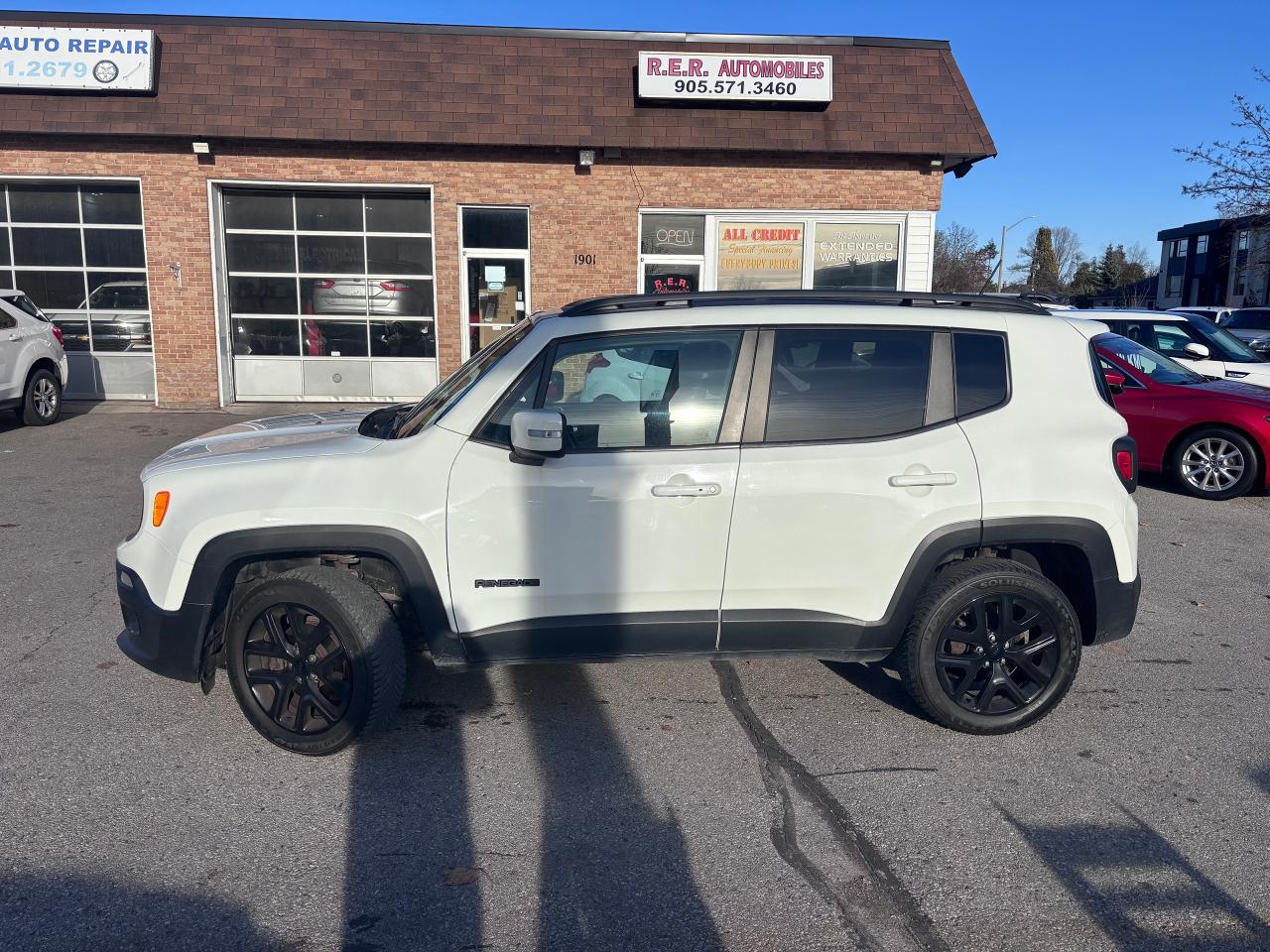 Used 2017 Jeep Renegade 4WD REMOVABLE ROOF! for sale in Oshawa, ON