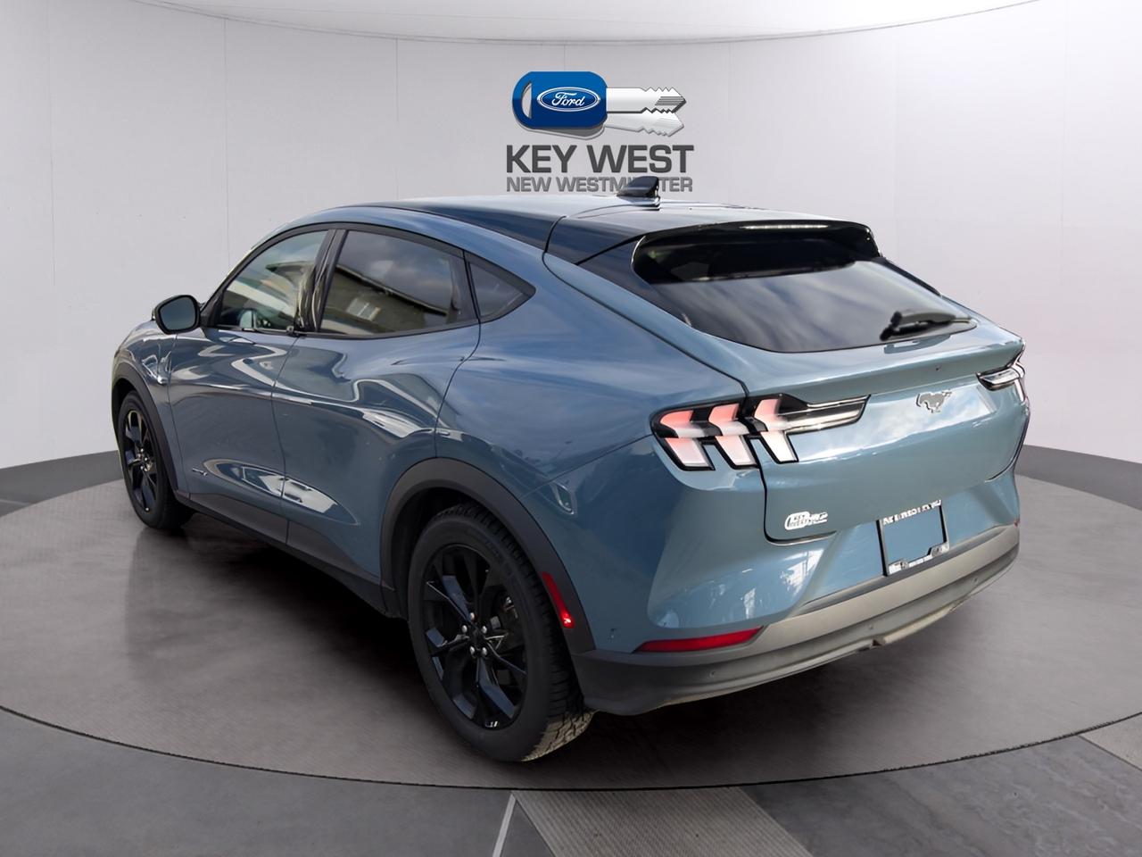 2024 Ford Mustang Mach-E Select Photo2