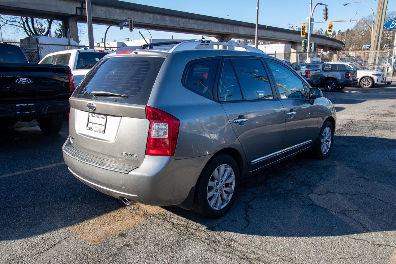 2012 Kia Rondo EX w/3rd Row Photo4