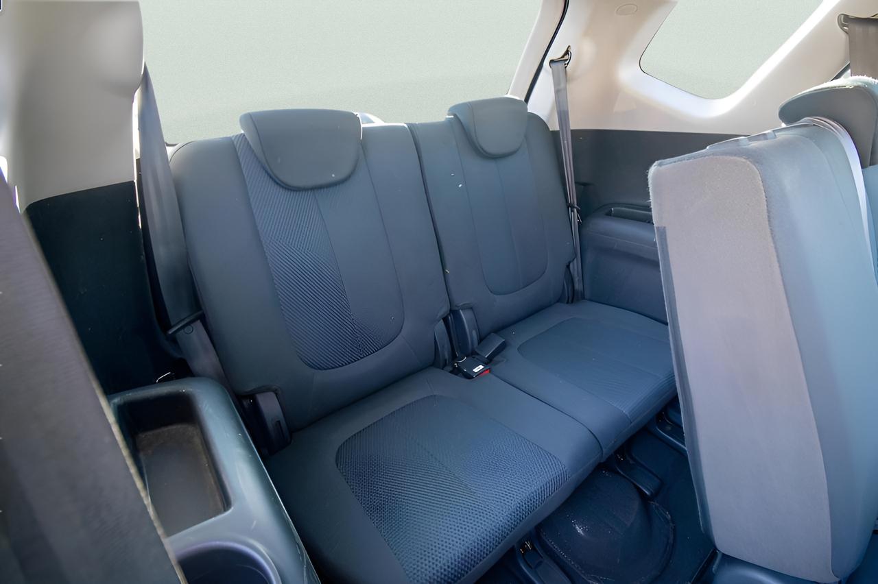 2012 Kia Rondo 4dr Wgn V6 EX w/3rd Row Photo4