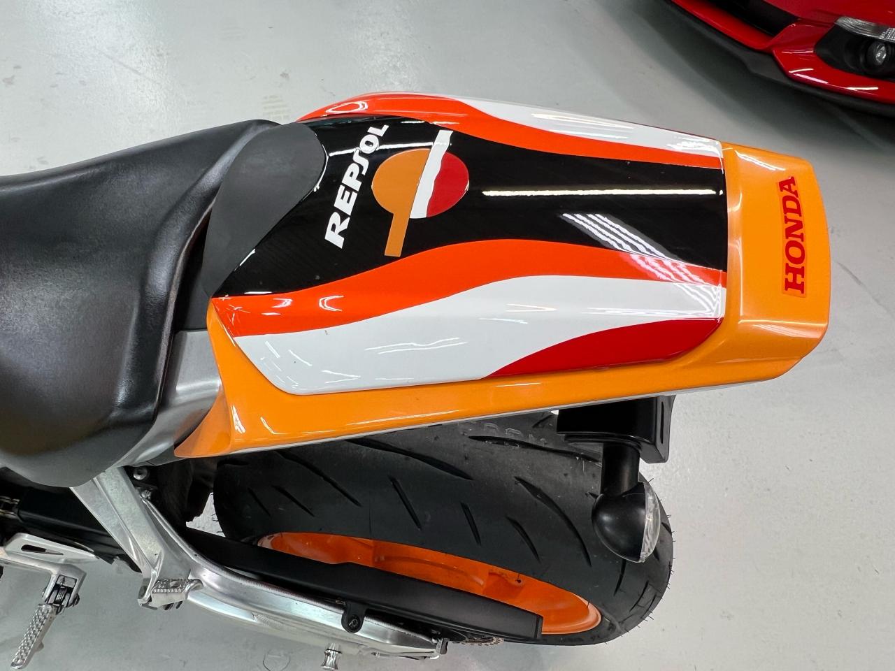 2009 Honda CBR1000RR Repsol Photo