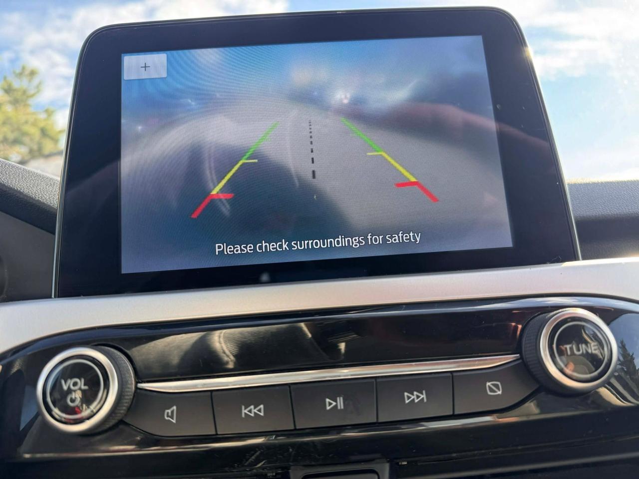 2020 Ford Escape SE AWD - Photo #13